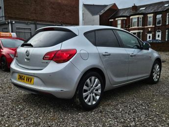 Vauxhall Astra 1.6 CDTi ecoFLEX Design Hatchback 5dr Diesel Manual Euro 6 (s/s)