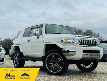 Toyota FJ Cruiser 4.0 4WD RIGHT HAND DRIVE 5DR AUTOMATIC