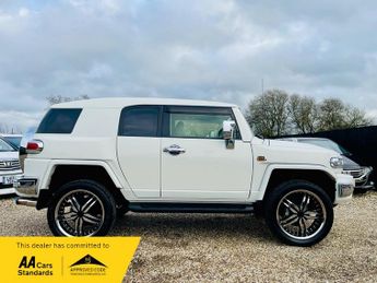 Toyota FJ Cruiser 4.0 4WD RIGHT HAND DRIVE 5DR AUTOMATIC