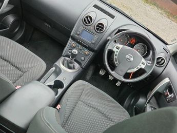 Nissan Qashqai 1.5 dCi n-tec Hatchback 5dr Diesel Manual 2WD (139 g/km, 105 bhp