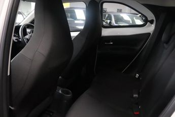 Toyota AYGO VVT-I PURE