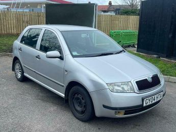 Skoda Fabia COMFORT 16V (75BHP)