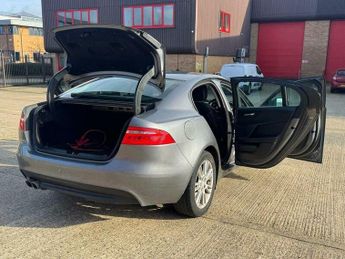 Jaguar XE 2.0d Prestige Saloon 4dr Diesel Auto Euro 6 (s/s) (180 ps)