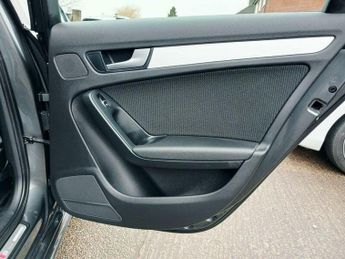 Audi A4 Avant 2.0 TDI S line Multitronic Euro 5 (s/s) 5dr