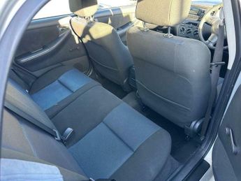 Toyota Corolla 1.6 VVT-i Colour Collection 5dr