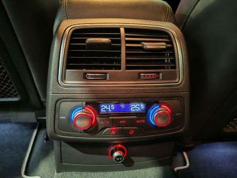 Audi A6 2.0 TDI ultra Black Edition S Tronic Euro 6 (s/s) 4dr