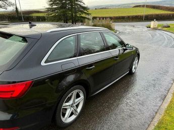 Audi A4 AVANT TDI S LINE