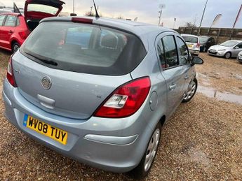 Vauxhall Corsa 1.4i 16v Club 5dr