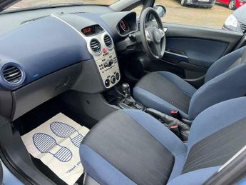 Vauxhall Corsa 1.4i 16v Club 5dr