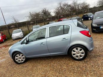 Vauxhall Corsa 1.4i 16v Club 5dr
