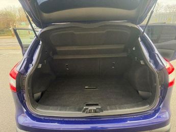Nissan Qashqai 1.6 dCi n-tec+ XTRON 2WD Euro 6 (s/s) 5dr