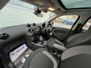 Smart ForFour 17.6kWh Premium Hatchback 5dr Electric Auto (22kW Charger) (82 p