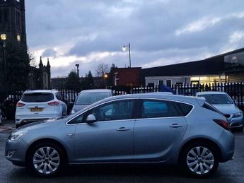 Vauxhall Astra 2.0 CDTi SE Auto Euro 5 5dr