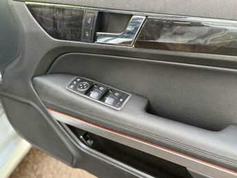 Mercedes-Benz E Class 3.0 E350 CDI V6 BlueEfficiency Sport G-Tronic Euro 5 2dr