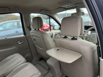 Renault Scenic 2.0 VVT Privilege 5dr