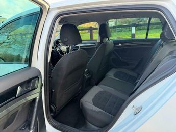 Volkswagen Golf 2.0 TDI BlueMotion Tech GT DSG Euro 5 (s/s) 5dr
