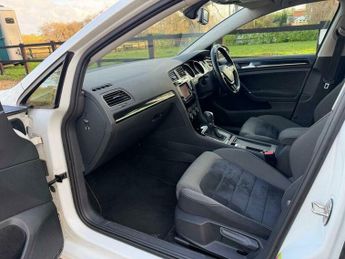 Volkswagen Golf 2.0 TDI BlueMotion Tech GT DSG Euro 5 (s/s) 5dr