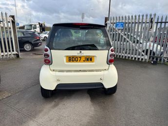 Smart ForTwo 0.7 City Passion Hatchback 3dr Petrol Automatic (113 g/km, 61 bh