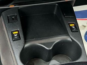 Nissan Leaf 24kWh Tekna Auto 5dr