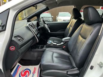 Nissan Leaf 24kWh Tekna Auto 5dr