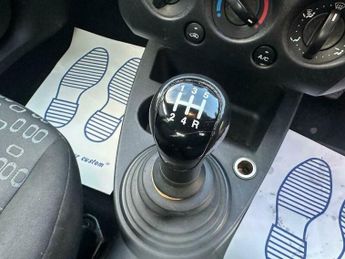 Ford Fiesta 1.25 LX 5dr