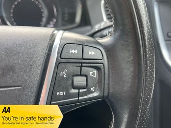 Volvo XC60 D4 R-DESIGN LUX NAV (FSH-LEATHER)