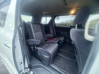 Toyota Alphard Prime Selection