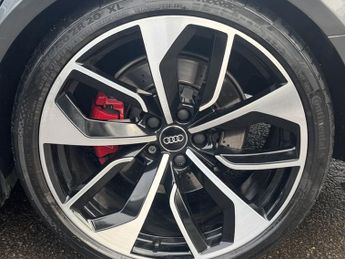 Audi RS4 2.9 TFSI V6 Estate 5dr Petrol Tiptronic quattro Euro 6 (s/s) (45