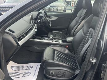 Audi RS4 2.9 TFSI V6 Estate 5dr Petrol Tiptronic quattro Euro 6 (s/s) (45
