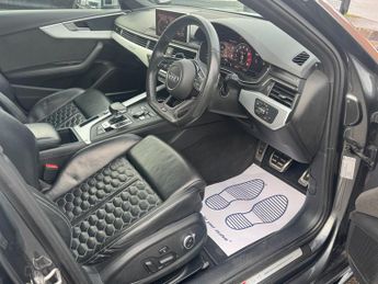 Audi RS4 2.9 TFSI V6 Estate 5dr Petrol Tiptronic quattro Euro 6 (s/s) (45