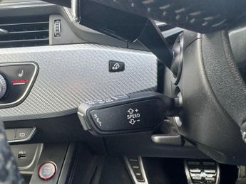 Audi RS4 2.9 TFSI V6 Estate 5dr Petrol Tiptronic quattro Euro 6 (s/s) (45