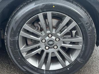 Land Rover Discovery 3.0 SD V6 Graphite SUV 5dr Diesel Auto 4WD Euro 6 (s/s) (256 bhp