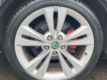 Skoda Octavia 2.0 TFSI vRS Estate 5dr Petrol Manual Euro 5 (200 ps)