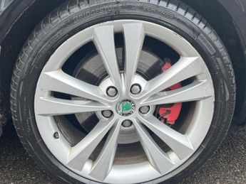 Skoda Octavia 2.0 TFSI vRS Estate 5dr Petrol Manual Euro 5 (200 ps)