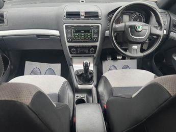 Skoda Octavia 2.0 TFSI vRS Estate 5dr Petrol Manual Euro 5 (200 ps)