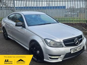 Mercedes C Class 2.1 C220 CDI AMG Sport Plus Coupe 2dr Diesel G-Tronic+ Euro 5 (s