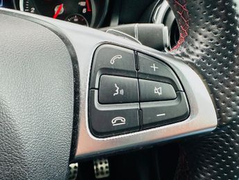 Mercedes CLA GLA 200 D 4MATIC AMG LINE PREMIUM PLUS