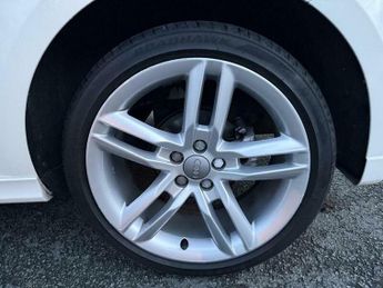 Audi A1 1.4 TFSI S line S Tronic Euro 5 (s/s) 3dr