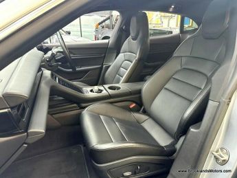 Porsche Taycan 4S CROSS TURISMO [PORSCHE WARRANTY UNTIL JULY 2027 & STUNNING TA