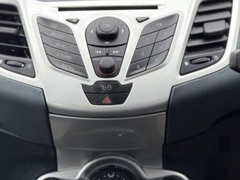 Ford Fiesta 1.4 Zetec Hatchback 5dr Petrol Manual (133 g/km, 94 bhp)