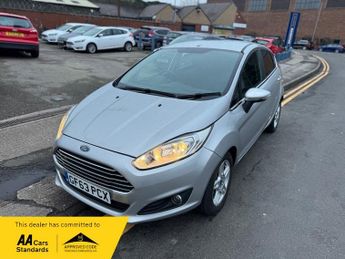 Ford Fiesta ZETEC 1.6 Zetec Powershift Euro 5 5dr