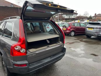 Volvo XC90 2.4 D5 SE SUV 5dr Diesel Geartronic (242 g/km, 163 bhp)