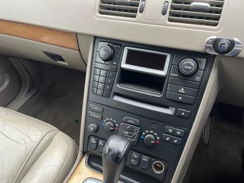 Volvo XC90 2.4 D5 SE SUV 5dr Diesel Geartronic (242 g/km, 163 bhp)