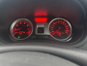 Renault Clio EXPRESSION 16V