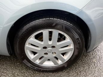 Toyota Yaris 1.3 TR Multimode 3dr 85BHP