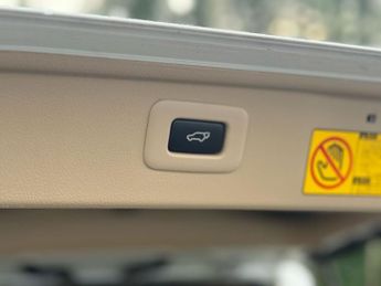 Toyota Alphard Luxury Edition- 2013