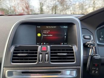 Volvo XC60 2.4 D4 SE Lux Nav SUV 5dr Diesel Geartronic AWD Euro 5 (181 ps)