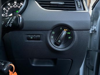 Skoda Octavia 1.6 TDI SE DSG Euro 6 5dr 109BHP