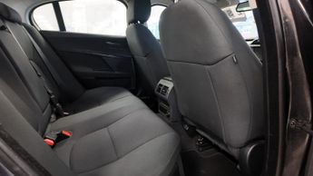 Jaguar XE D SE 17 PLATE SAT NAV DIESEL MANUAL