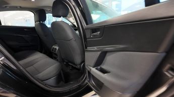 Jaguar XE D SE 17 PLATE SAT NAV DIESEL MANUAL